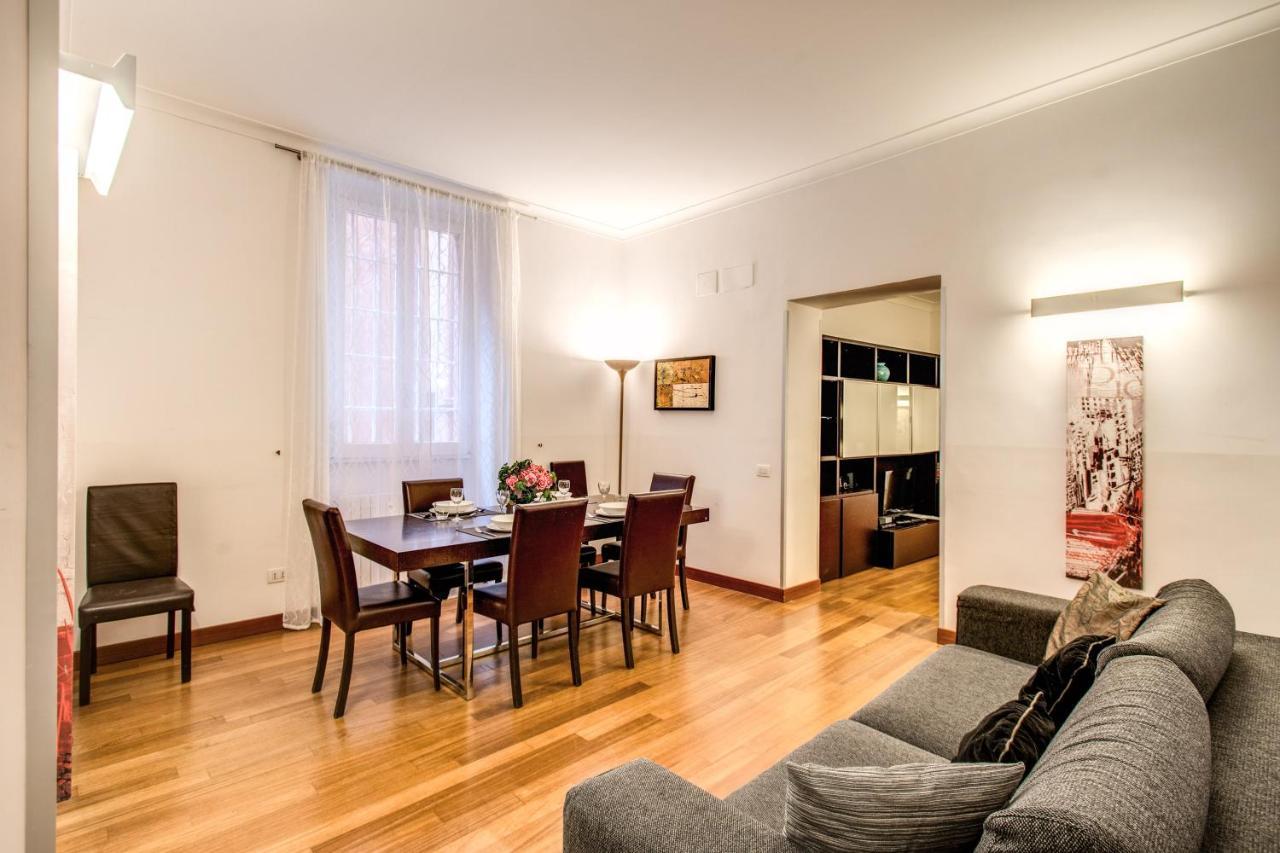 Bernini Near The Trevi Fountain - 4 Bedroom Apartamento