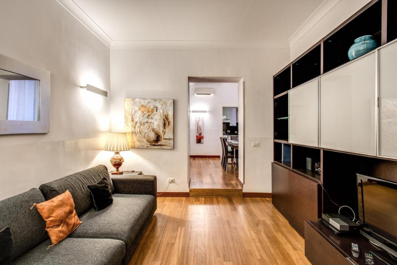 Bernini Near The Trevi Fountain - 4 Bedroom * Roma